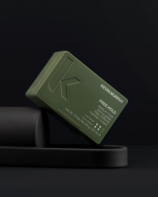 Kevin Murphy – FREE.HOLD Pasta stylizująca o średnim chwycie i naturalnym połysku