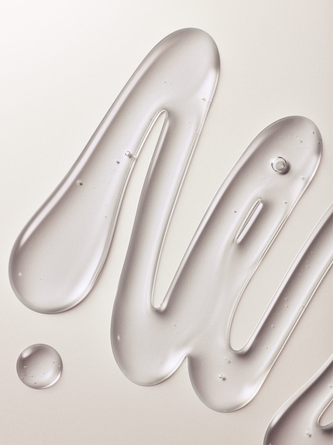 Dlaczego szampon bez SLS wcale nie musi być lepszy — i jak naprawdę wybrać preparat, który nie niszczy włosów