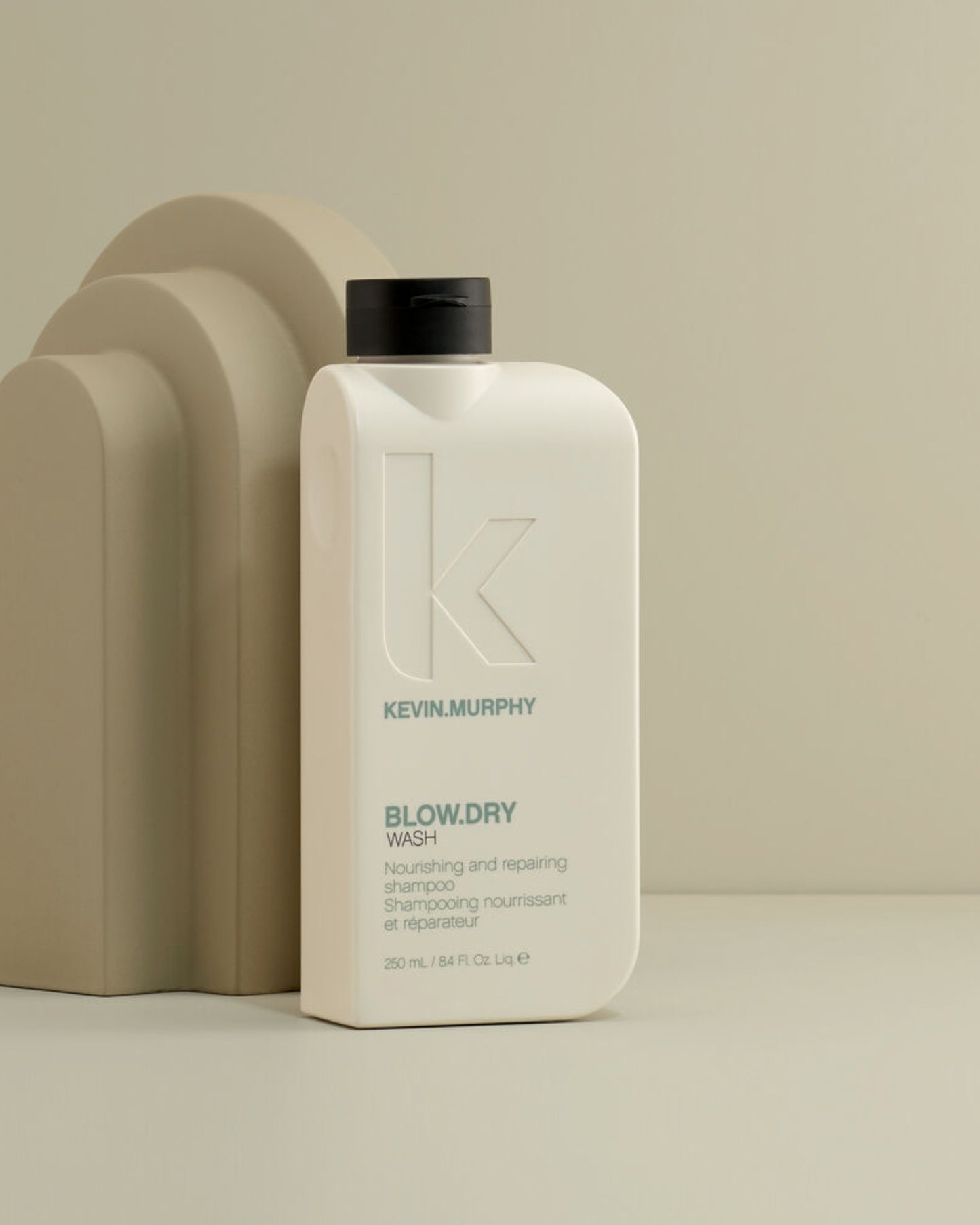 Kevin Murphy – BLOW.DRY WASH Szampon odżywczy i ochronny przed ciepłem