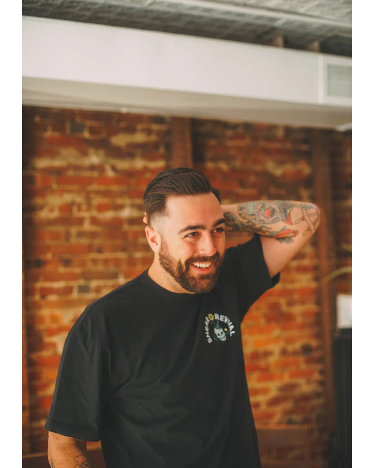 Shear Revival – American Gardens Clay Pomade - matowa glinka o zapachu mchu i pomarańczy